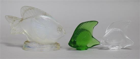 Two Lalique crystal fish and an opalescent glass fish